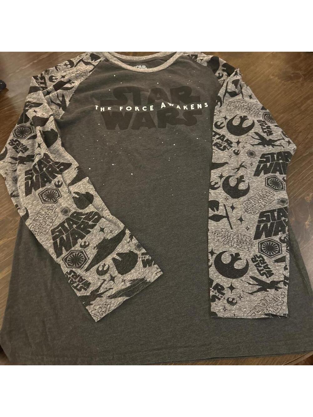 Star Wars Women's Grey and Black Shirt